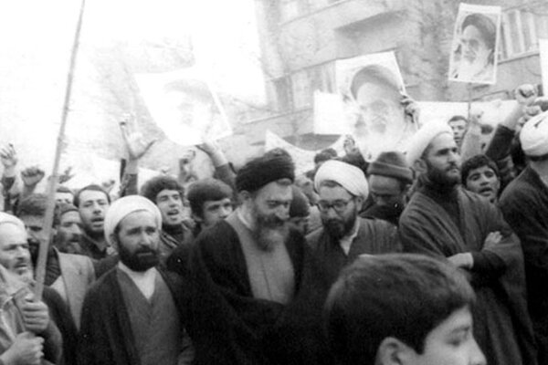 حوزه با تبیینی تازه از «عدالت اجتماعی» توانست مردم را همراه انقلاب کند