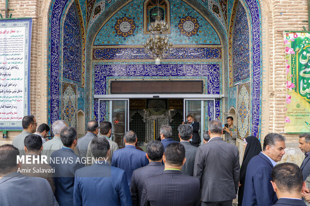 سفر شینا انصاری به سمنان
