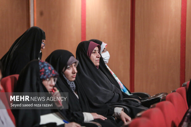 نود و چهارمین جلسه حکمت سیاسی اسلام در قرآن