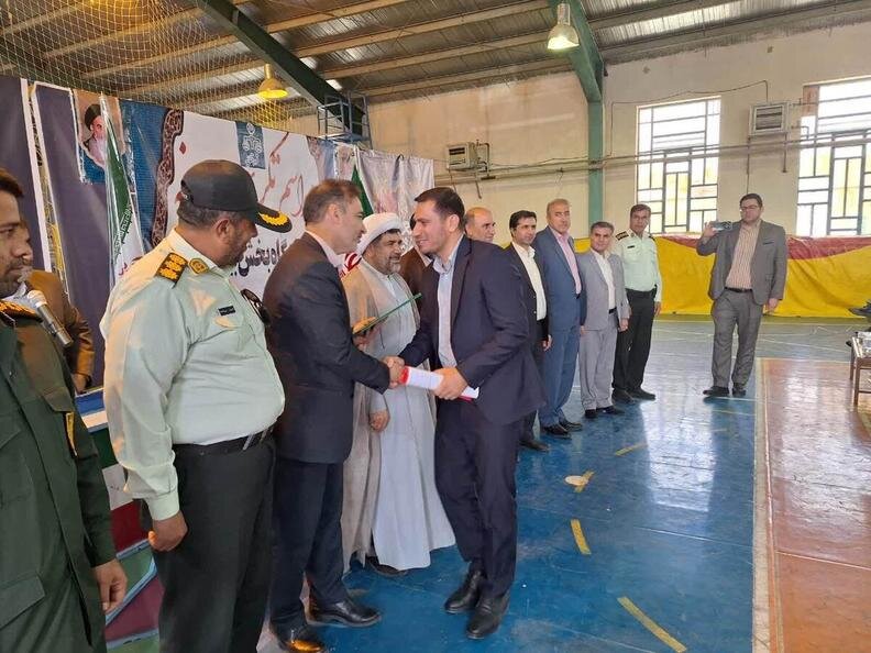 صلح،اختلاف،دادگاه،بيرانوند،قضائي،شوراي،سازش،عدالت،وظيفه،امور ...