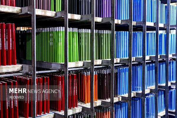 مشق گرانی در بازار رنگارنگ لوازم التحریر