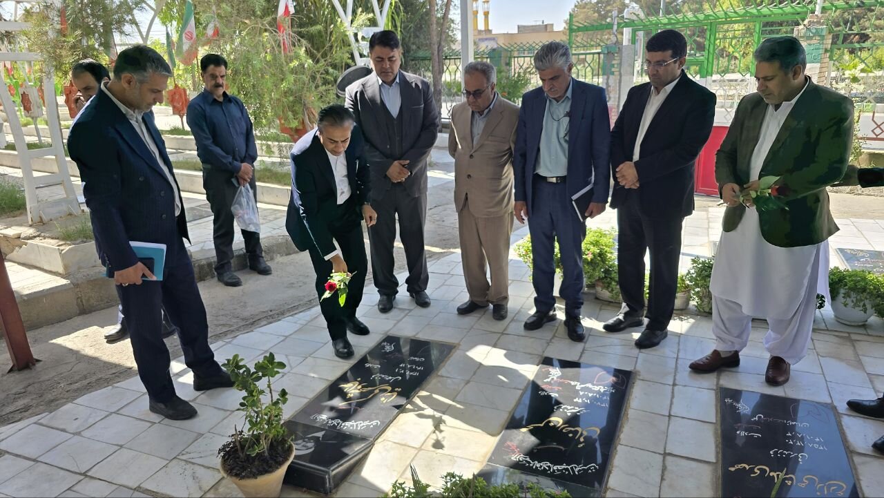 شهداي،شهدا،كارگر،اولويت،روبي،شه