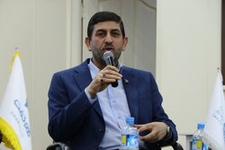 شهرداری اهواز دچار سیاست زدگی است