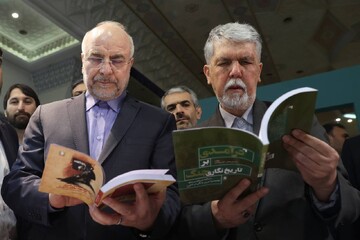 نمایشگاه کتاب با حضور رئیس مجلس افتتاح شد؛ گپ و گفت قالیباف با ناشران