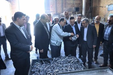 بازدید استاندار قزوین از ۴ واحد صنعتی در البرز