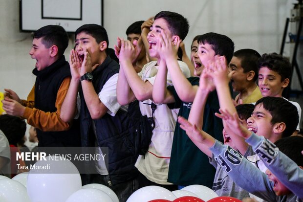 جشن بزرگ امام رضایی‌ها در رشت