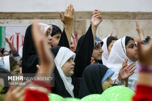 جشن بزرگ امام رضاییها در رشت