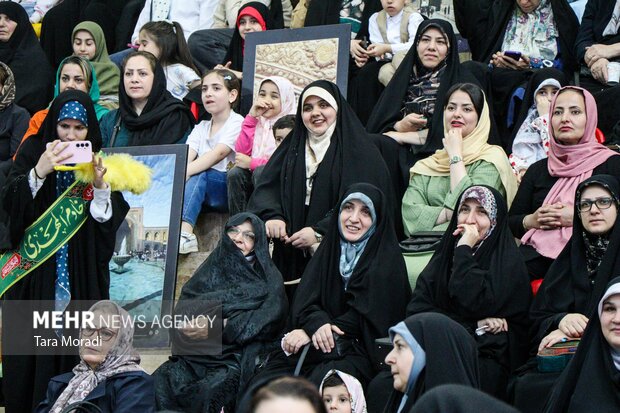 جشن بزرگ امام رضاییها در رشت