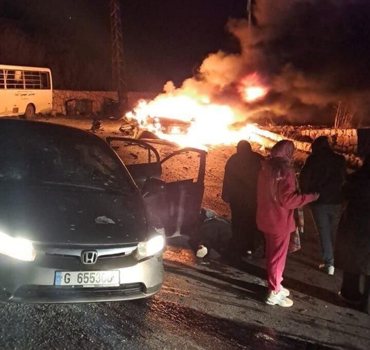 غارة جوية للكيان الصهيوني تستهدف سيارة في لبنان
