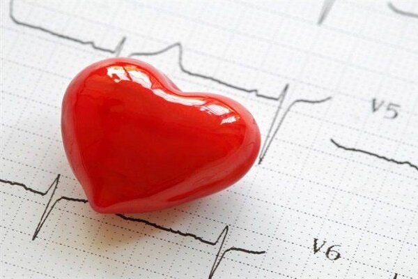 علائمی که زنان نادیده می‌گیرند؛ نشانه‌های پنهان سکته قلبی
