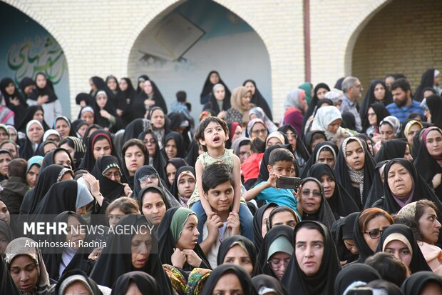 جشن مردمی زیر سایه خورشید در بیرجند