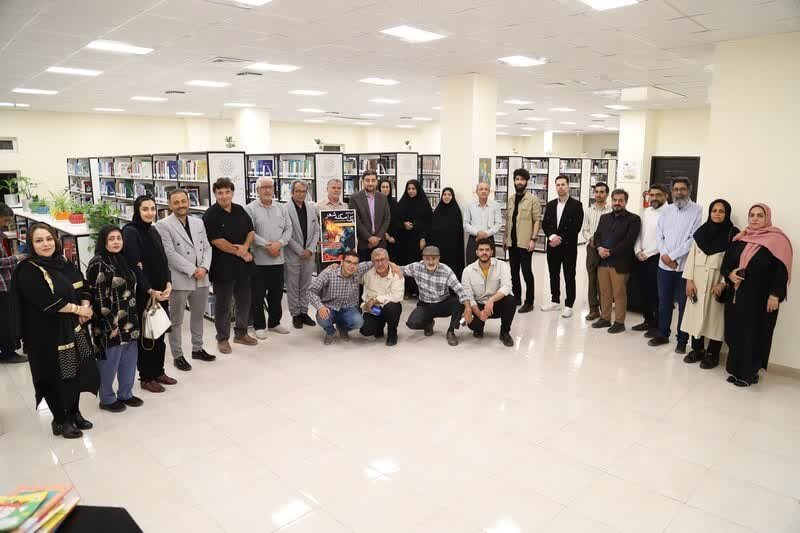 محفل «یک اسکله شعر» در بوشهر برگزار شد