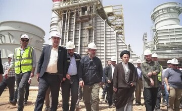 فاز جدید نیروگاه خرم‌آباد در آستانه فصل گرم آماده بهره‌برداری است