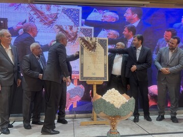 گز، مزه ماندگار هویت ایرانی؛ اصفهان صحنه شیرین یک رویداد ملی شد