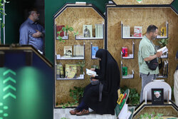 Gen. Soleimani shines on shelves at TIBF 2025