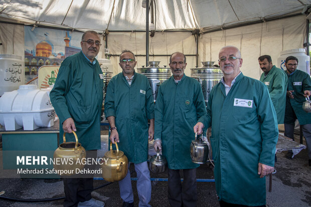 جشن خانوادگی دهه کرامت در شهرکرد