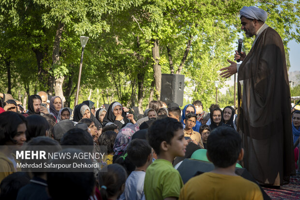 جشن خانوادگی دهه کرامت در شهرکرد