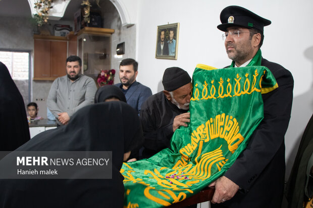 کاروان «زیر سایه خورشید» در گلستان
