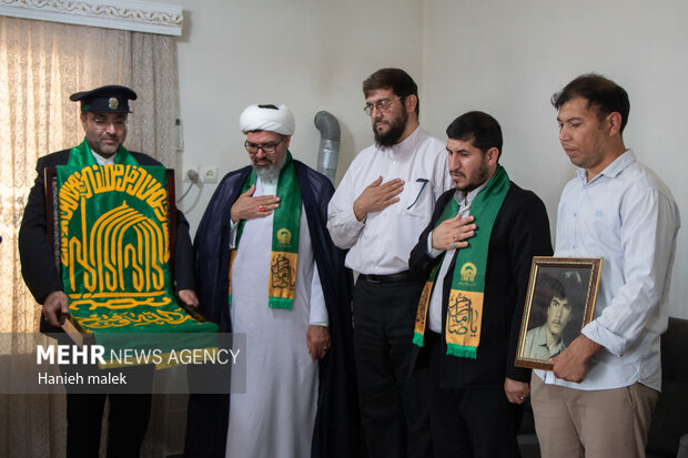 کاروان «زیر سایه خورشید» در گلستان