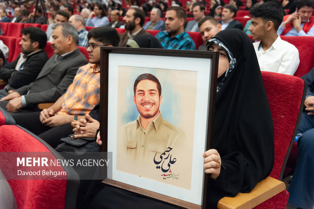 مراسم اهدای ۸۰۰۰ جهزیه در مشهد