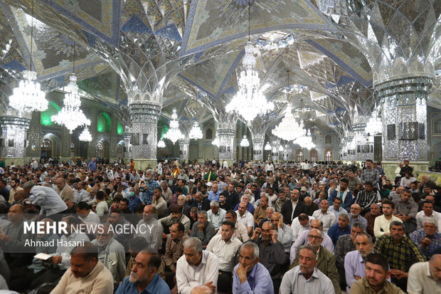 اولین سالگرد شهادت شهید رئیسی و شهدای خدمت در حرم مطهر رضوی