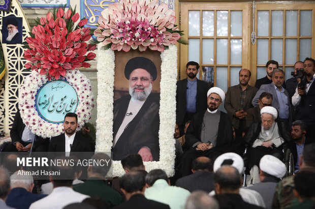 اولین سالگرد شهادت شهید رئیسی و شهدای خدمت در حرم مطهر رضوی