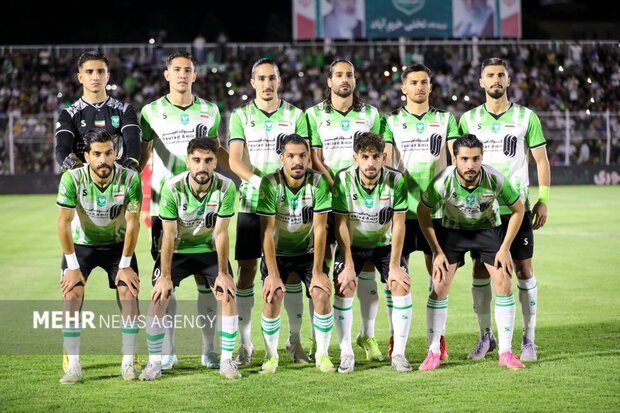 دیدار دو تیم خیبر خرم‌آباد و پرسپولیس تهران