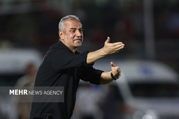 دیدار دو تیم خیبر خرم‌آباد و پرسپولیس تهران