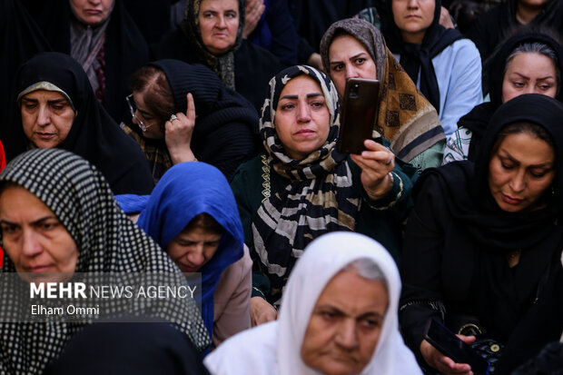 کاروان «زیر سایه خورشید» در سنندج