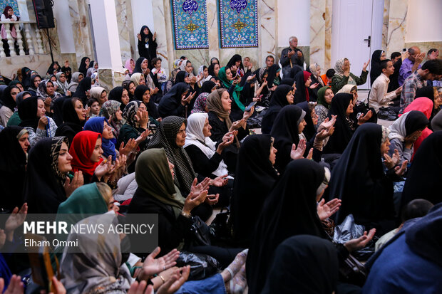 کاروان «زیر سایه خورشید» در سنندج
