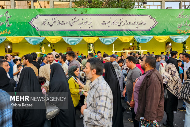 جشن خانوادگی امام رضایی‌ها در مشهد - ۱