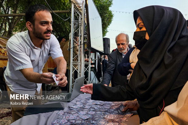 جشن خانوادگی امام رضایی‌ها در مشهد - ۱