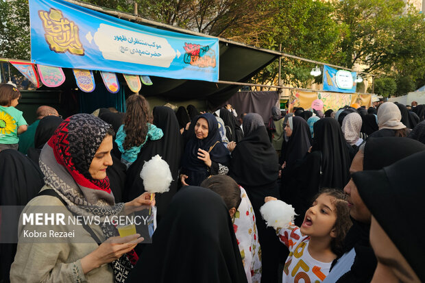 جشن خانوادگی امام رضایی‌ها در مشهد - ۱