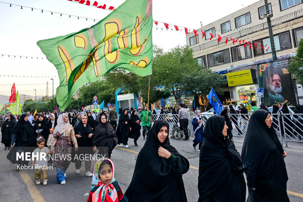جشن خانوادگی امام رضایی‌ها در مشهد - ۱