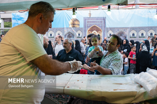 جشن خانوادگی امام رضایی‌ها در مشهد - ۲