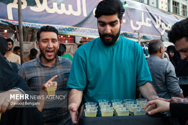 جشن خانوادگی امام رضایی‌ها در مشهد - ۲