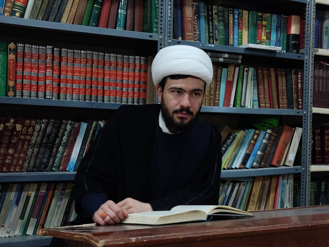 امام،رضا،اجتماعي،حديث،عدالت،اشاره،احدي،حوزوي،فردگرايي،سيره