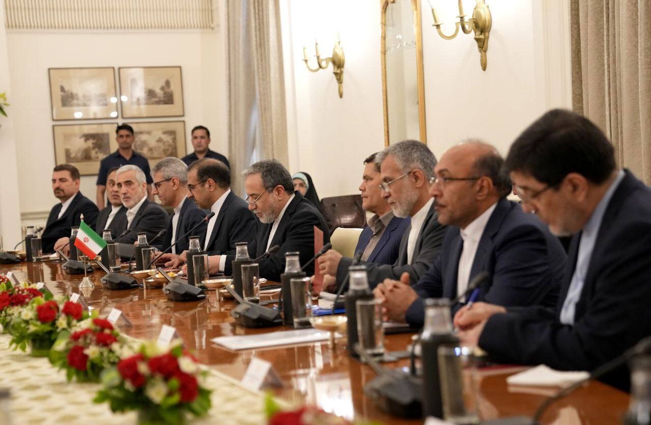 برگزار،مشترك