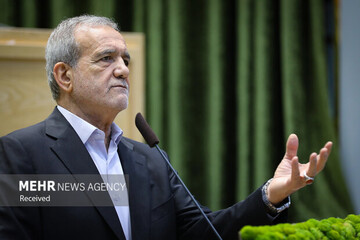 "We negotiate but fear no threats": Pezeshkian