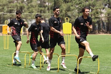 تمرین سرخپوشان در دو گروه برگزار شد