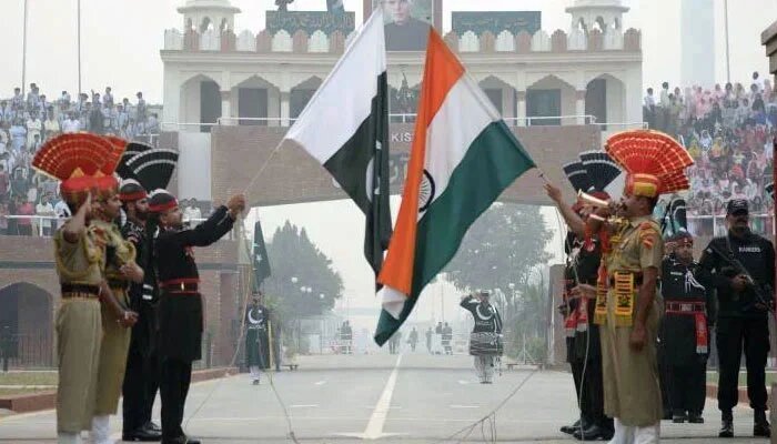 Pakistan ve Hindistan arasında ateşkes sağlandı