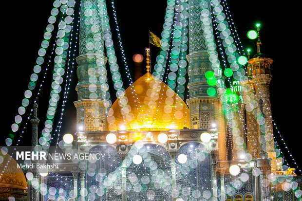 حال و هوای حرم اخت الرضا(ع) در شب میلاد امام هشتم