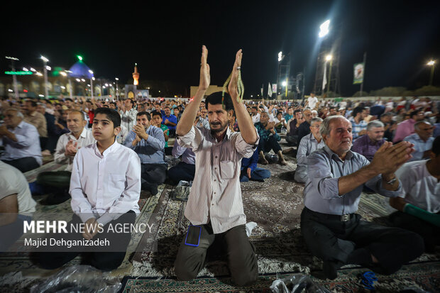 جشن بزرگ «زیر سایه خورشید» در یزد