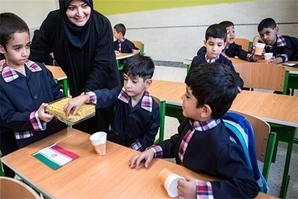 مادر یا معلم؟ کدامیک معمار اصلی تربیت کودک در دنیای امروز است؟ مادر یا معلم؟ کدامیک معمار اصلی تربیت کودک در دنیای امروز است؟