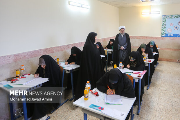 بیستمین دوره طرح اعطای مدرک تخصصی حافظان قرآن کریم