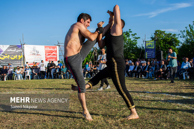 مسابقات کشتی گیله مردی در لنگرود