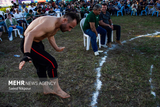 مسابقات کشتی گیله مردی در لنگرود
