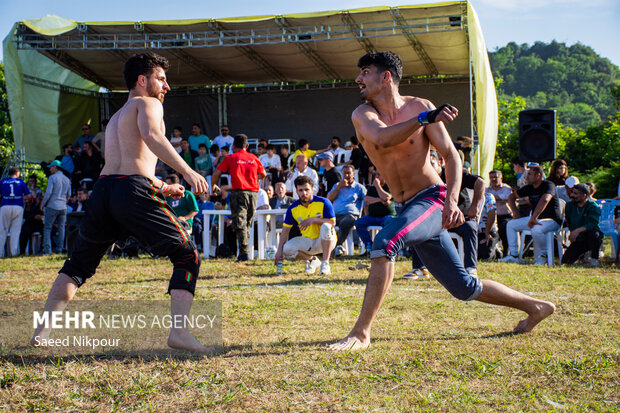 مسابقات کشتی گیله مردی در لنگرود