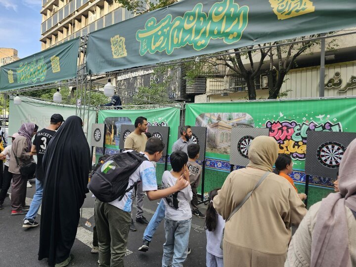 بالفيديو والصور.. الاحتفال الكبير بذكرى مولد الإمام الرضا (ع) في طهران