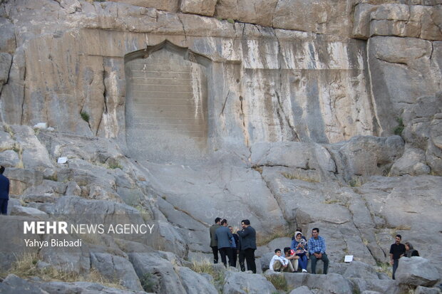 محوطه میراث جهانی بیستون